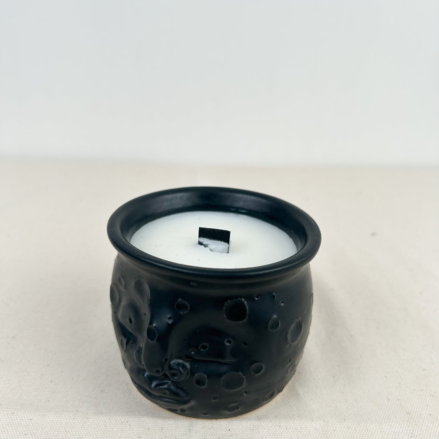 Matte Black Moon Candle 003