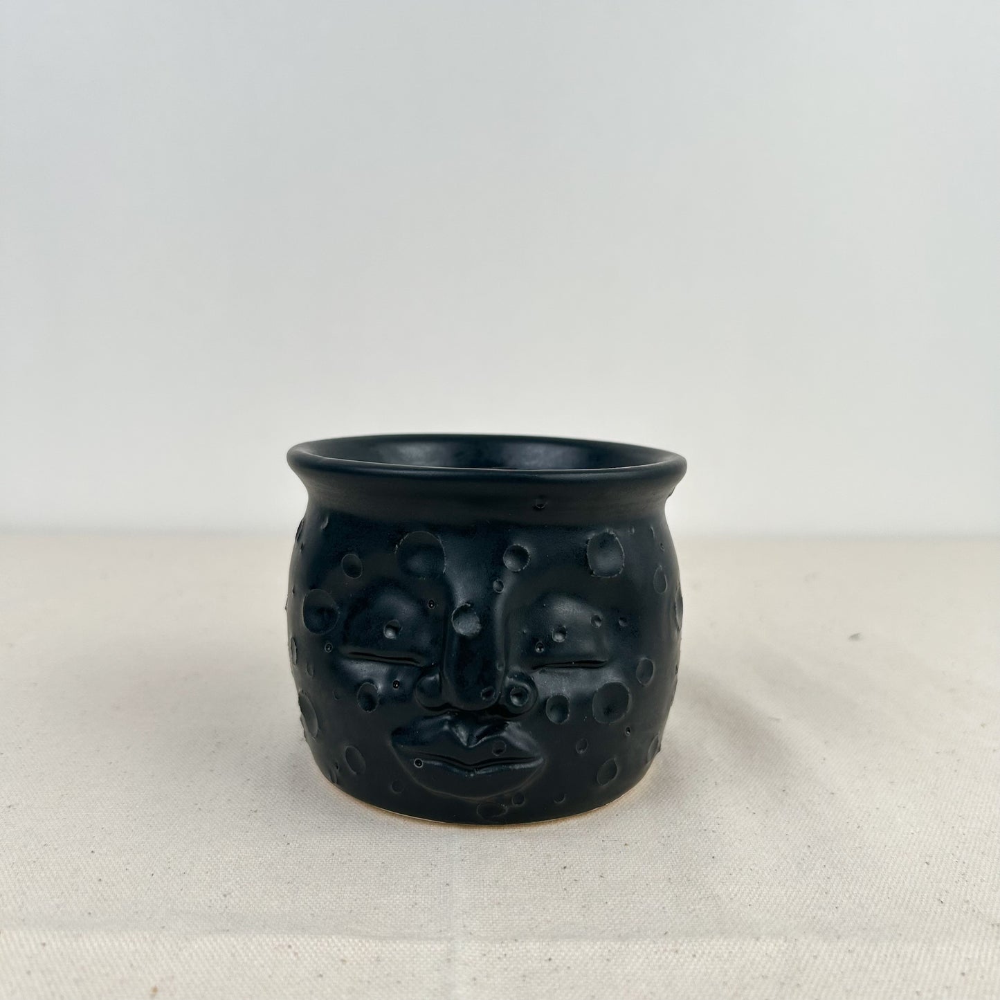 Matte Black Moon Candle 003